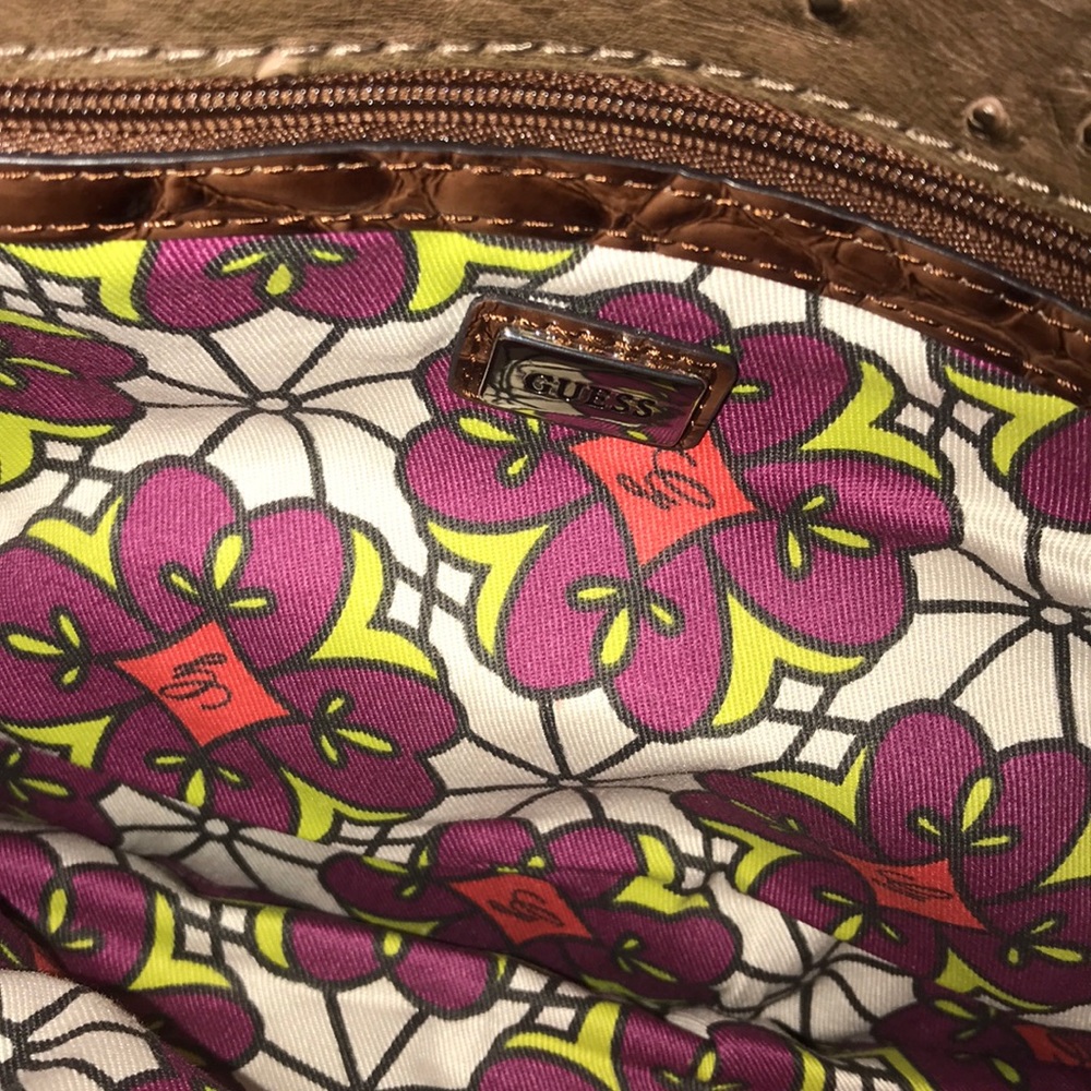 🔥Guess Handbag🔥🔥🔥🔥🔥 - Picture 6 of 8